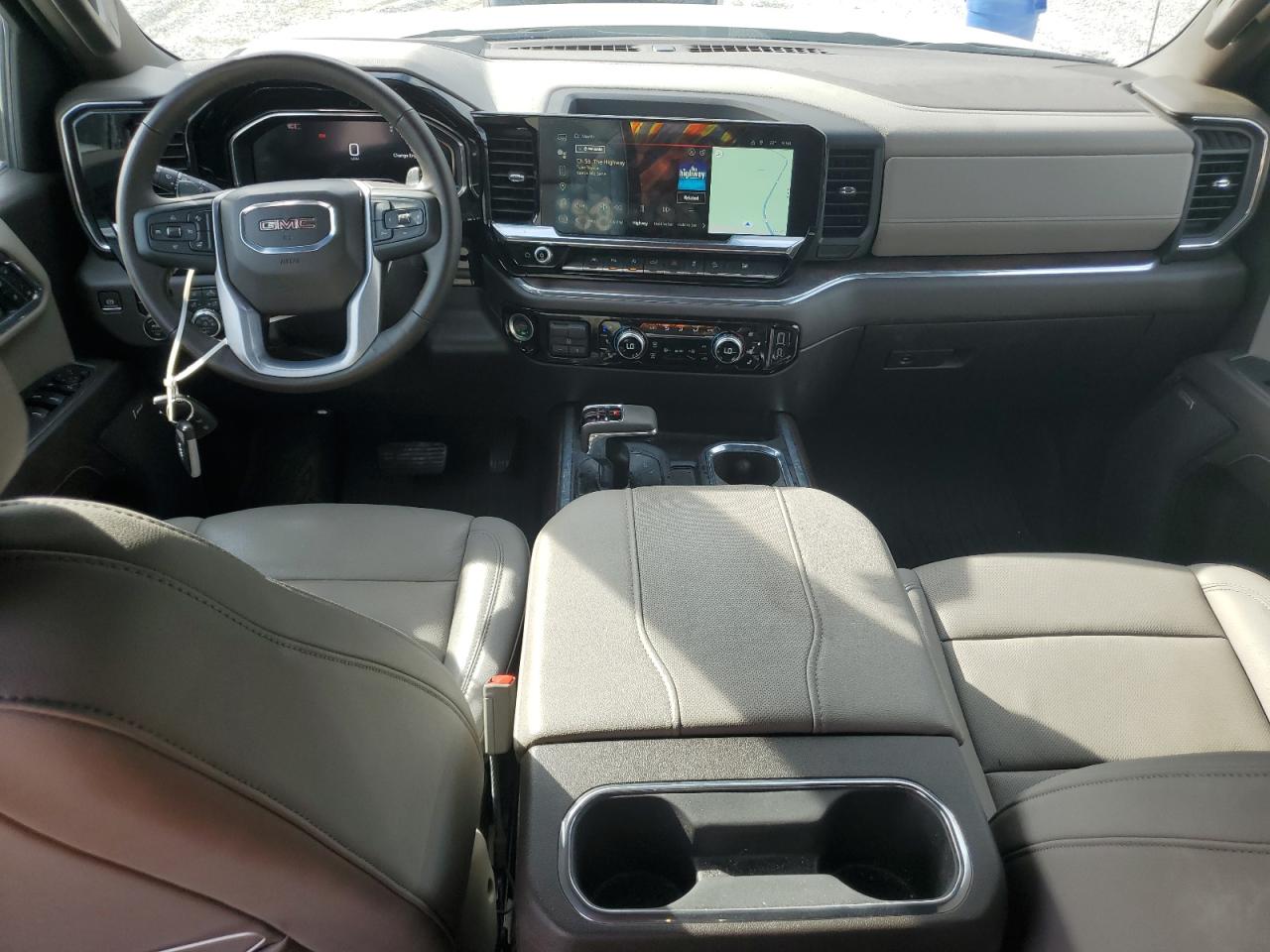 GMC Sierra K1500 Slt Image 10