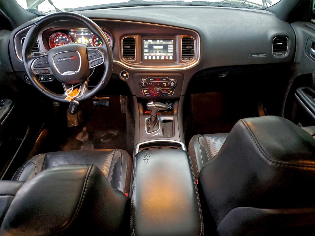 Dodge Charger Sxt Image 5