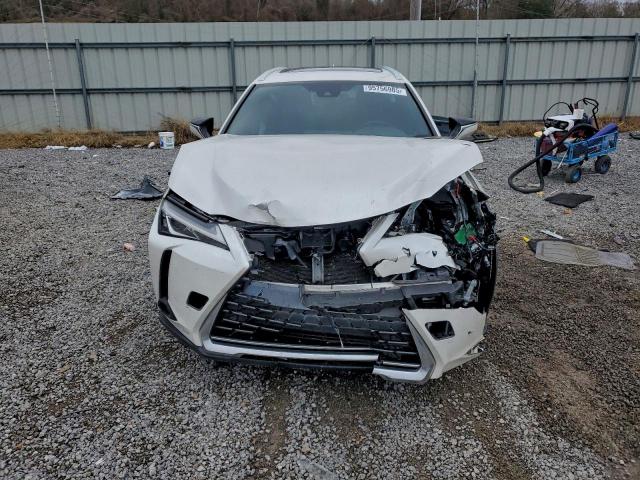 Lexus Ux 200 Image 12