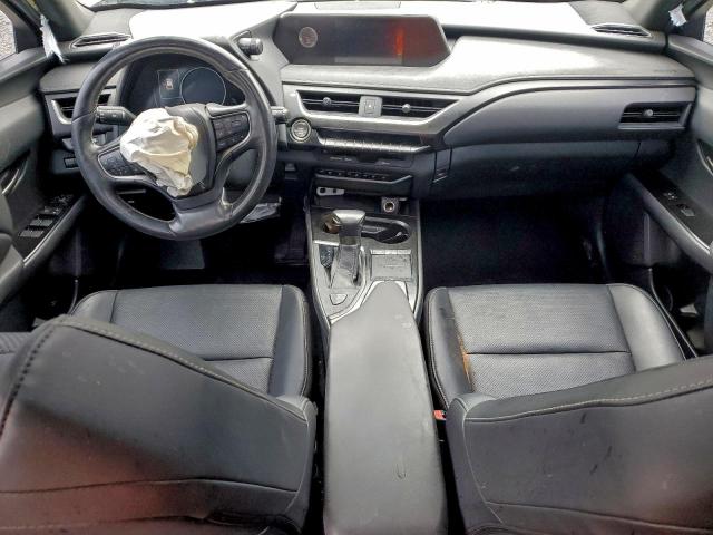 Lexus Ux 200 Image 11