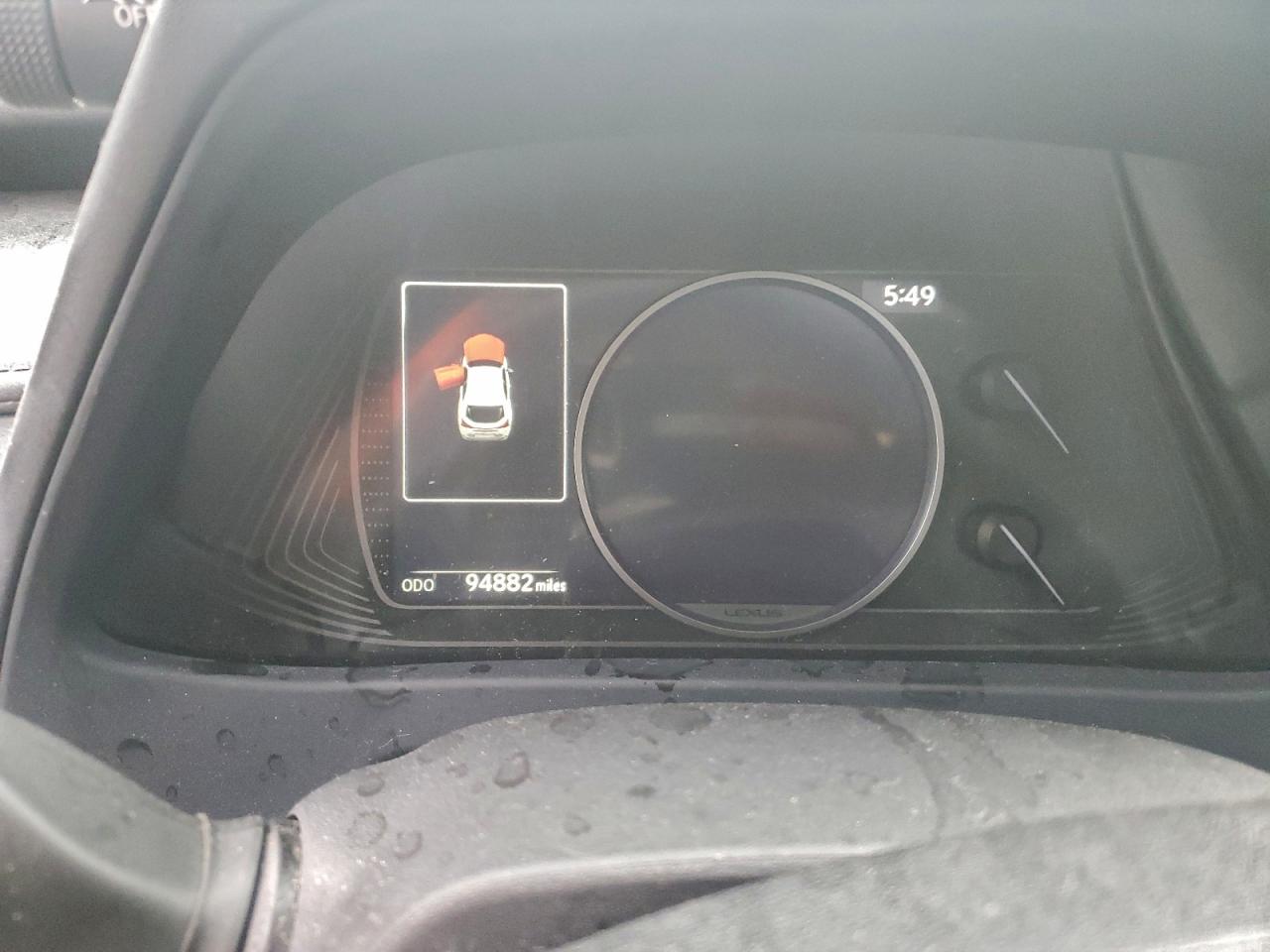 Lexus Ux 200 Image 7