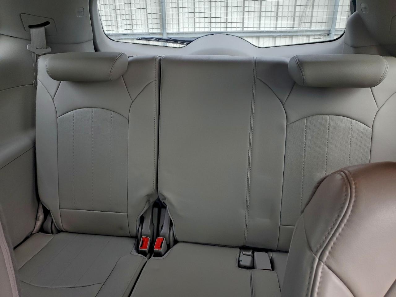 Buick Enclave Image 5