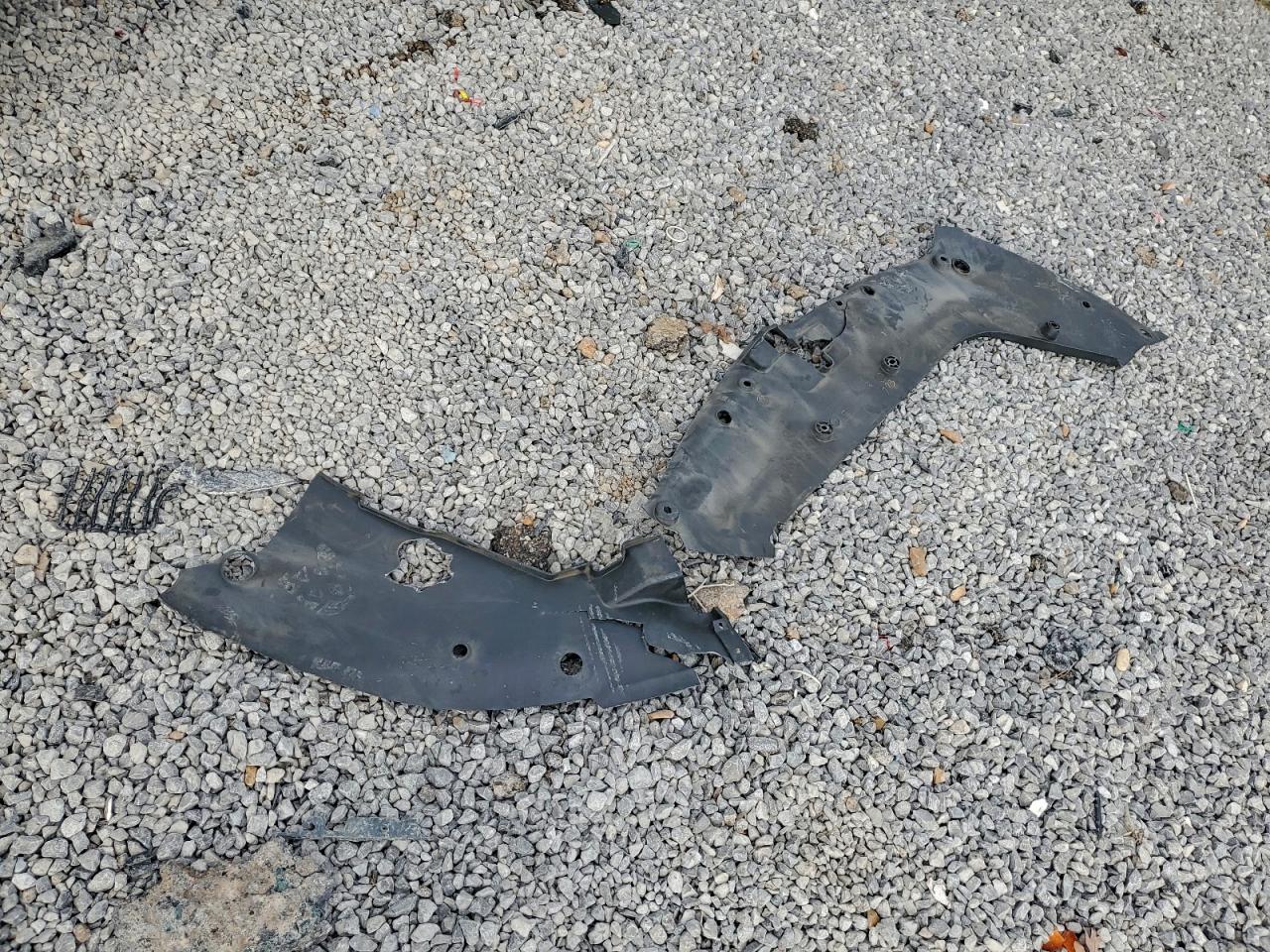 Buick Enclave Image 13