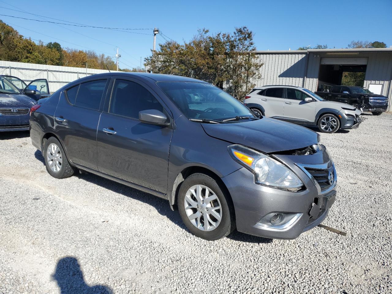 Nissan Versa S Image 5