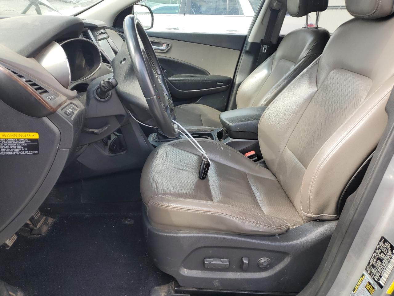 Hyundai SANTA FE Se Image 10