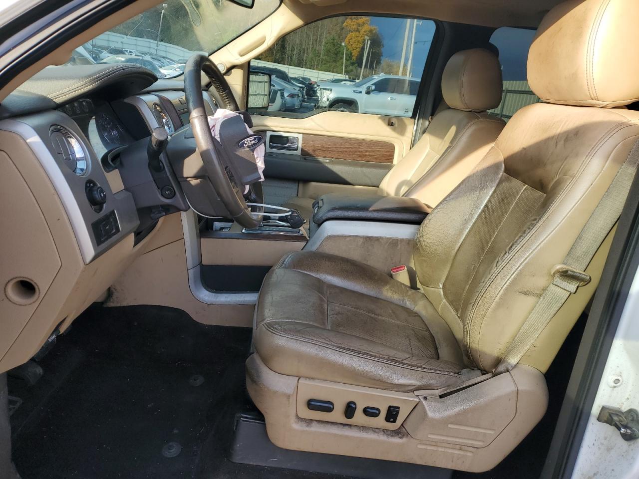 Ford F-150 Supercrew Image 6