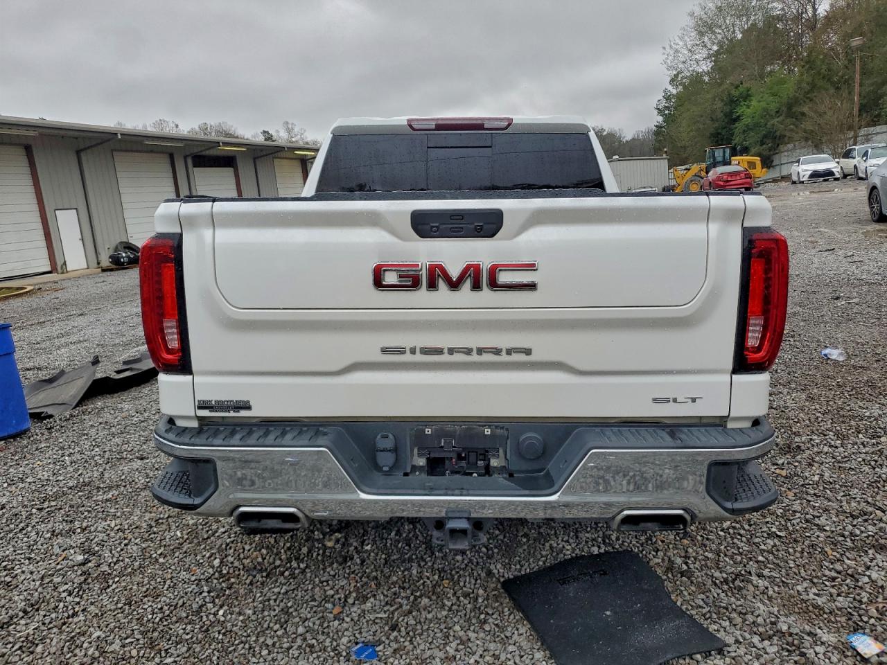 GMC Sierra K1500 Slt Image 12