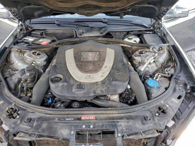 Mercedes-Benz S-Class 550 Image 6
