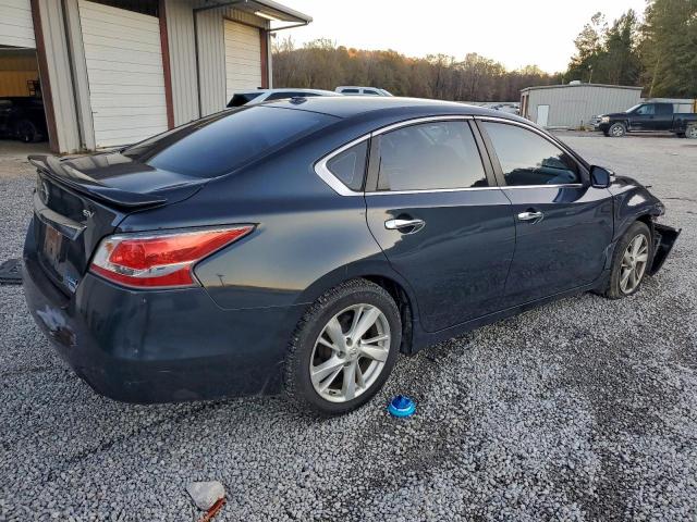Nissan Altima 2.5 Image 12