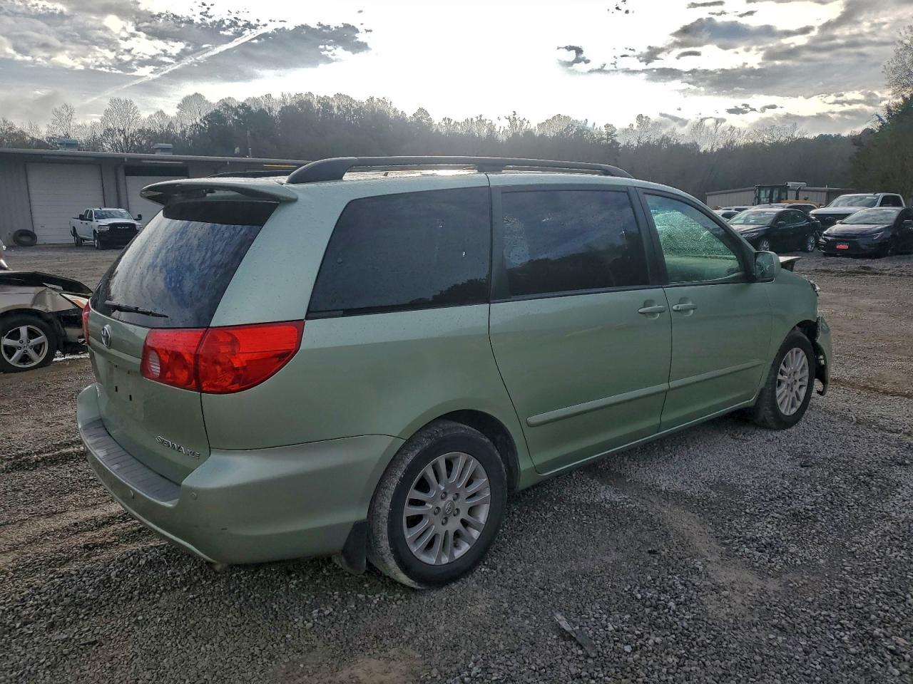 Toyota Sienna Xle Image 13