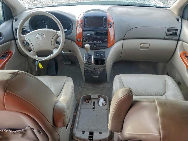 Toyota Sienna Xle Image 5