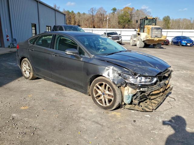 Ford Fusion Se Image 2