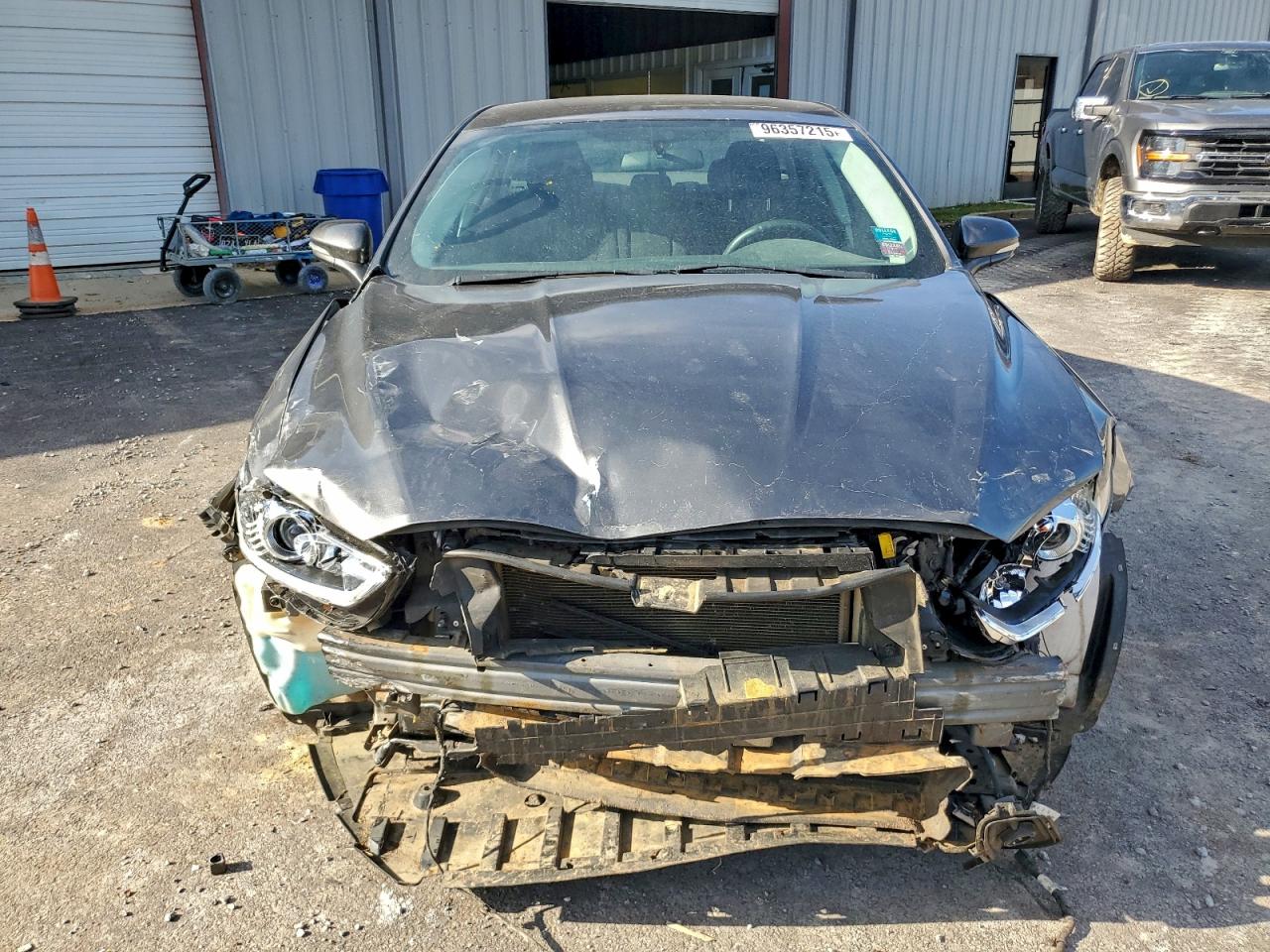 Ford Fusion Se Image 7