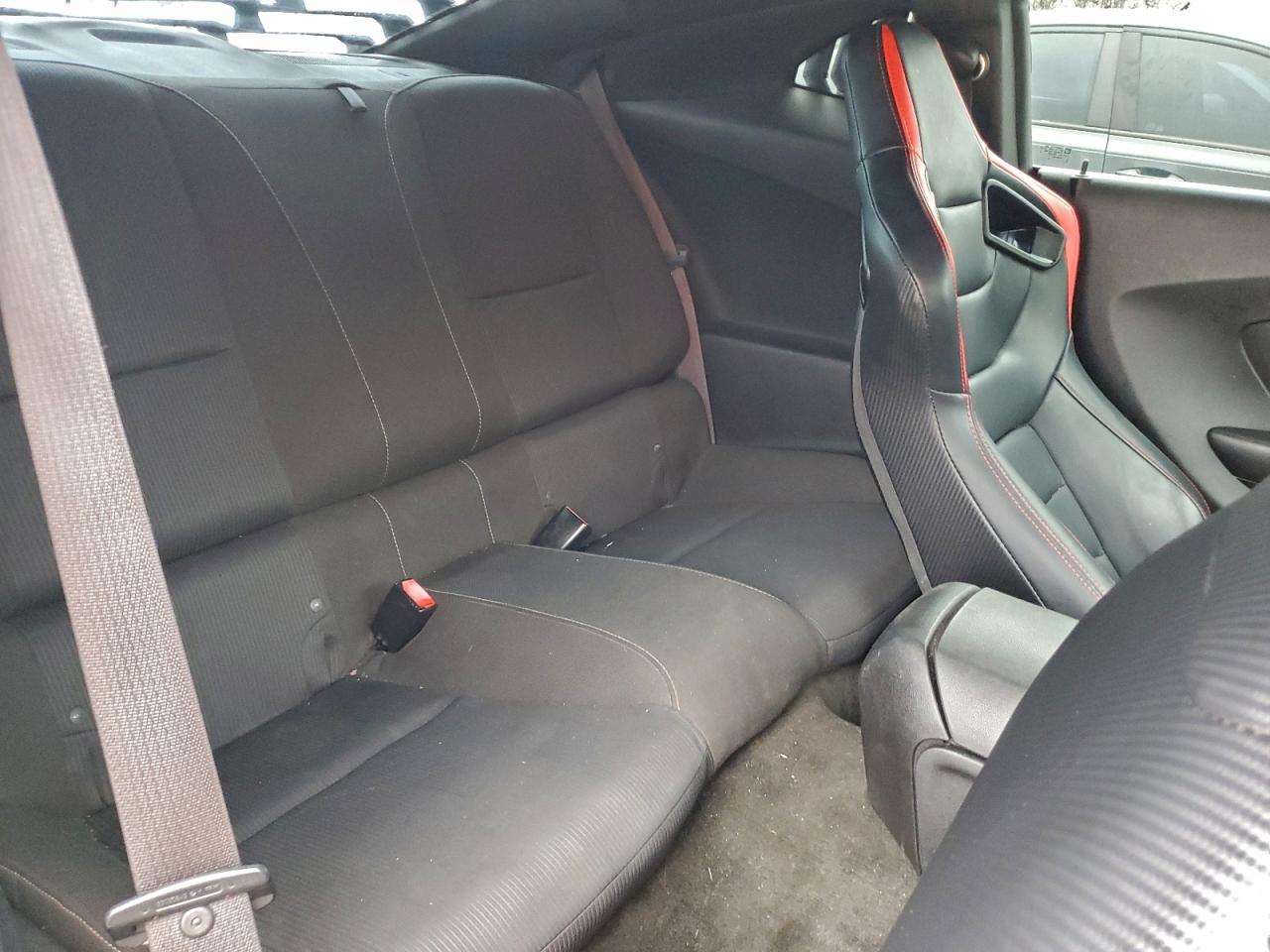 Chevrolet Camaro Lt Image 11