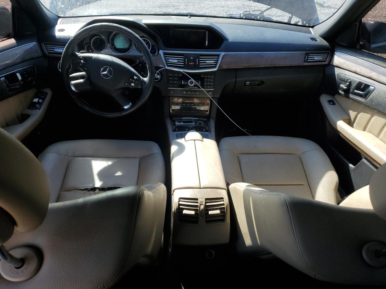 Mercedes-Benz E-Class 350 4matic Image 8