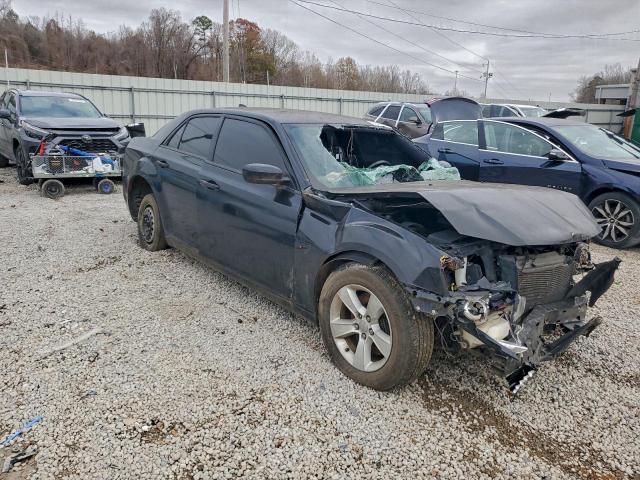 Chrysler 300 S Image 5