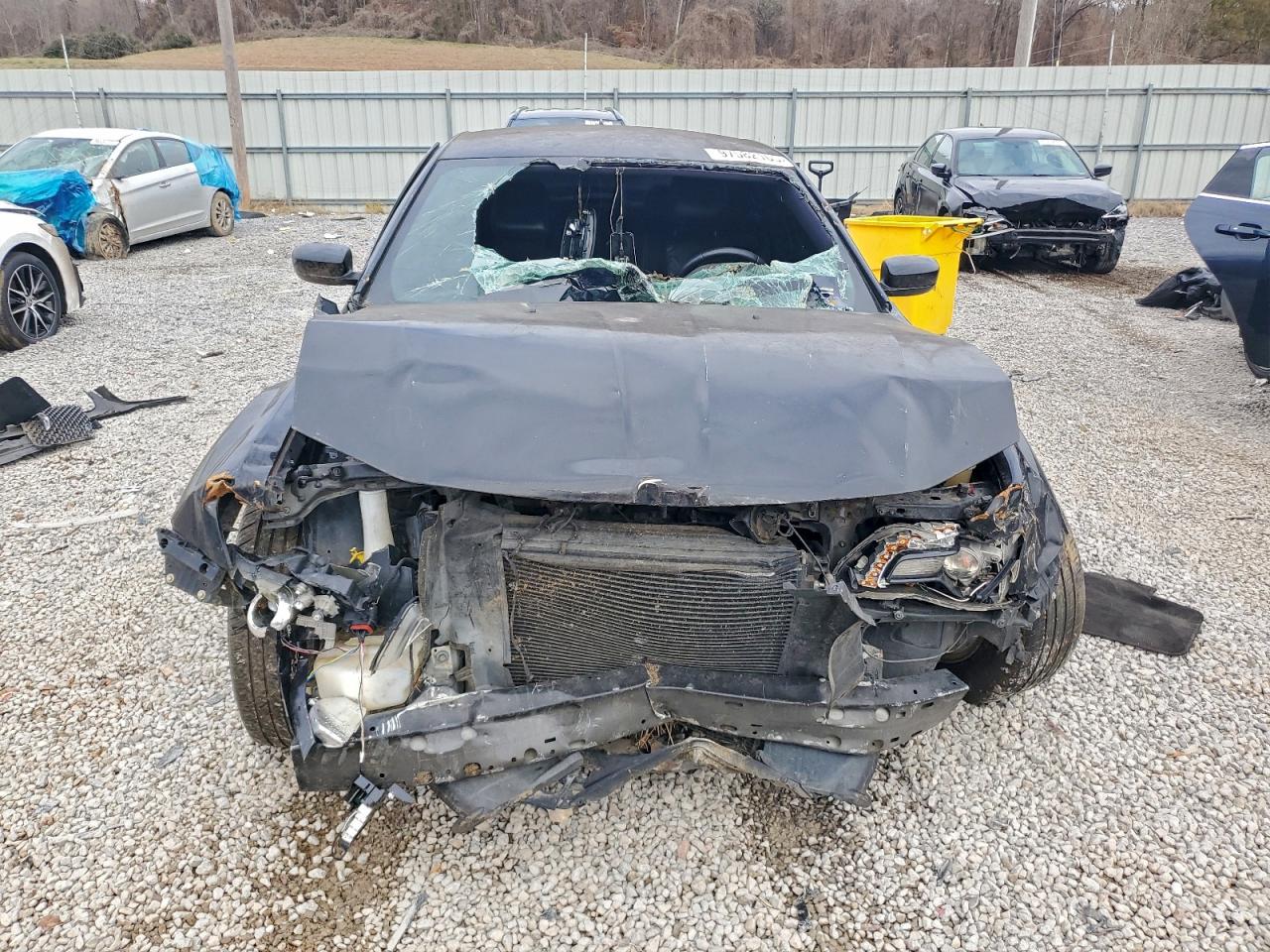 Chrysler 300 S Image 9