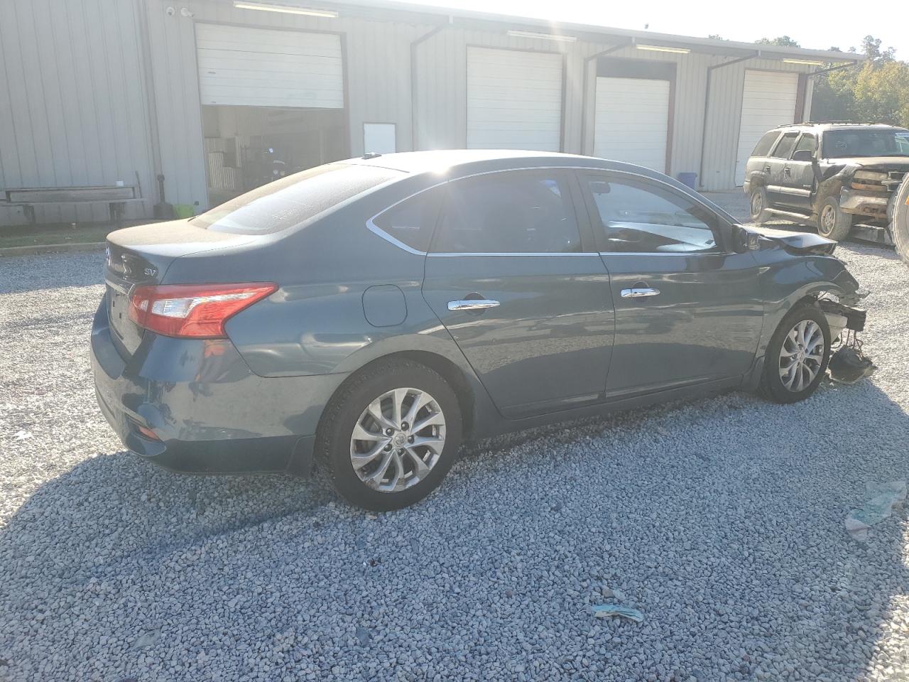 Nissan Sentra S Image 3