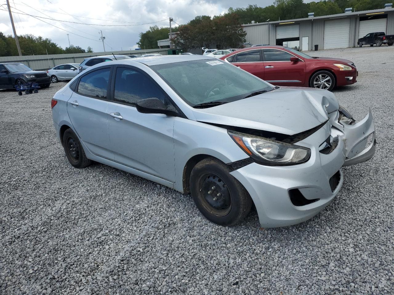 Hyundai ACCENT Gls Image 2