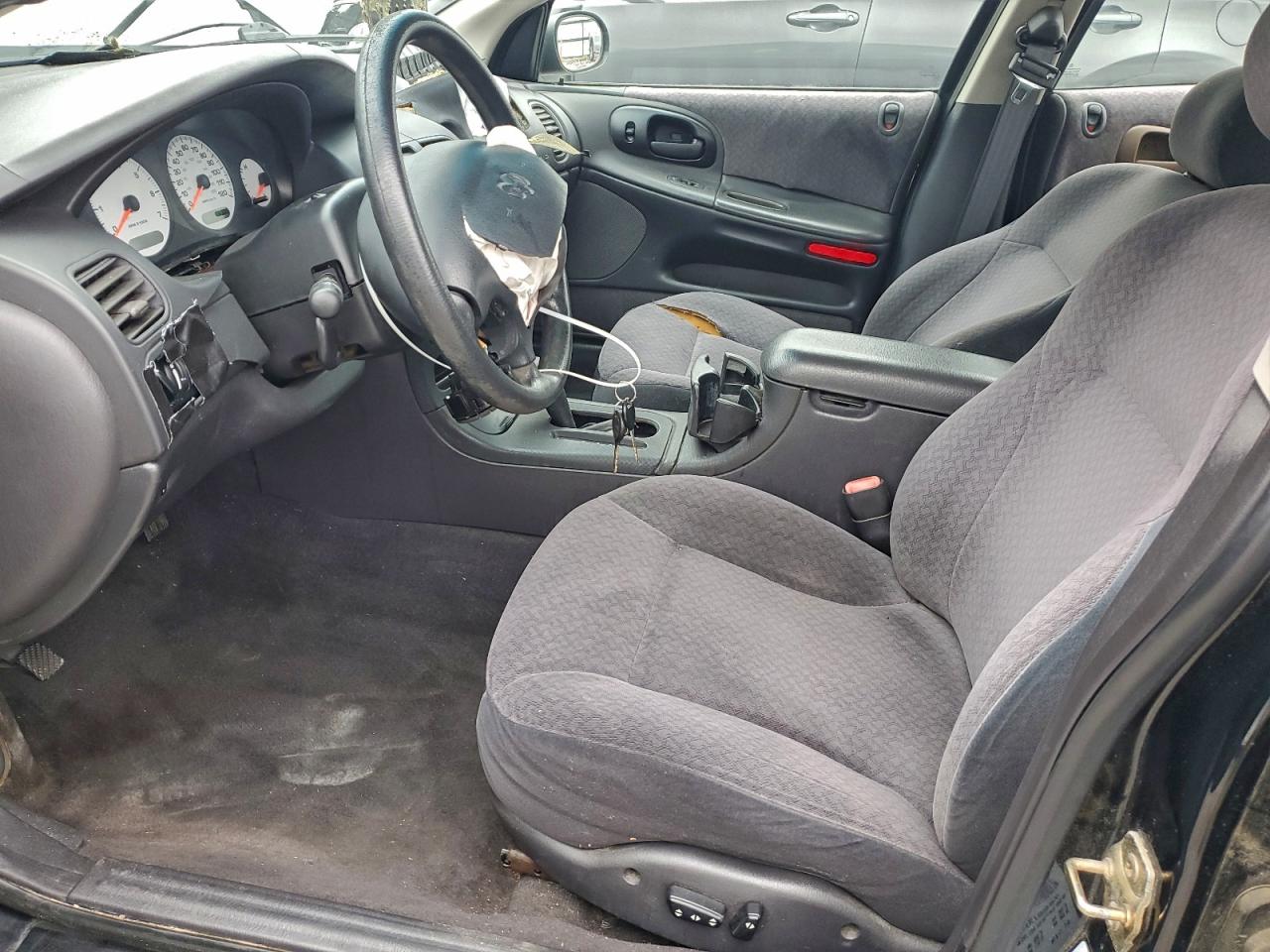 Dodge Intrepid Image 5