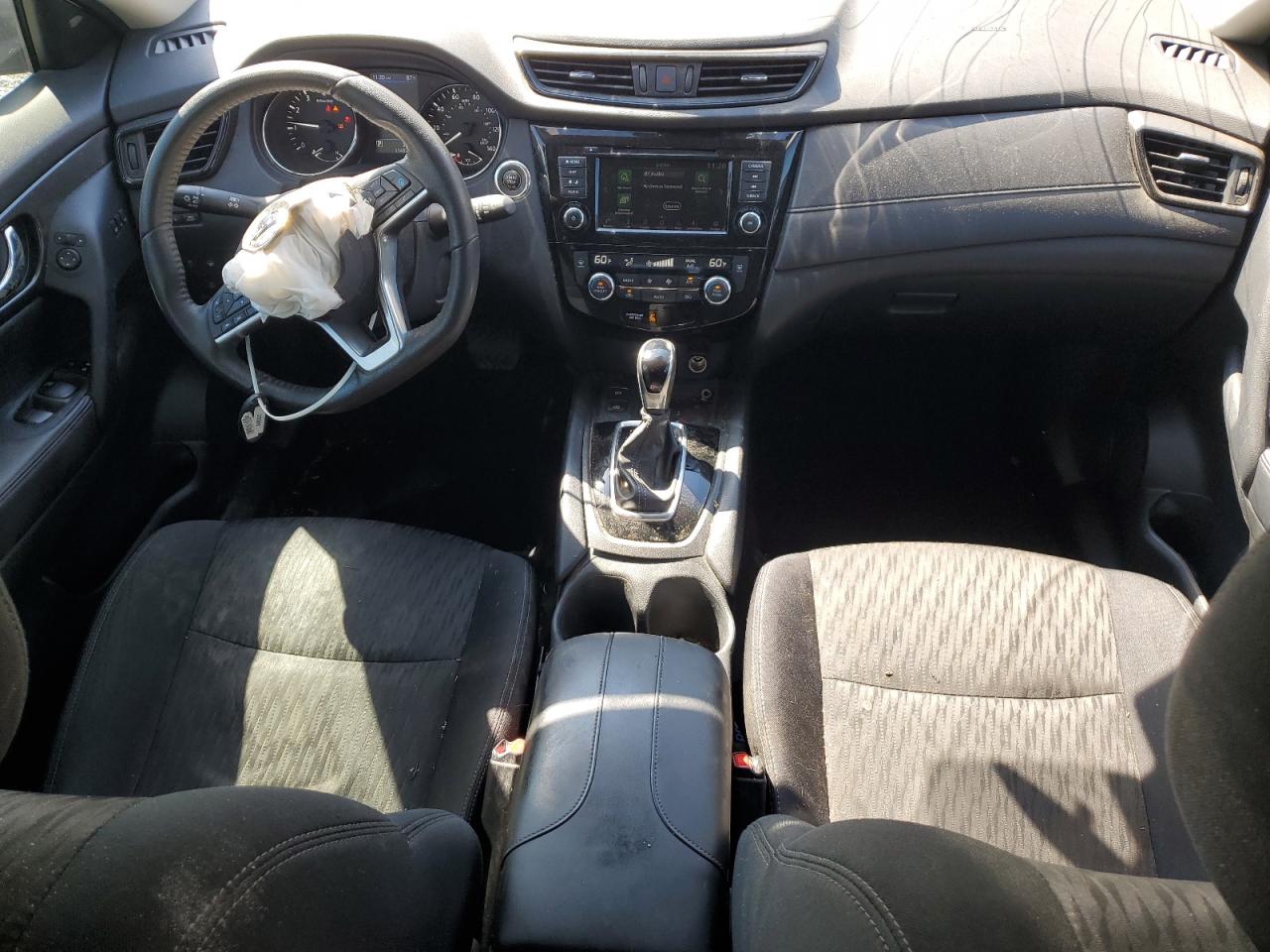 Nissan Rogue S Image 12