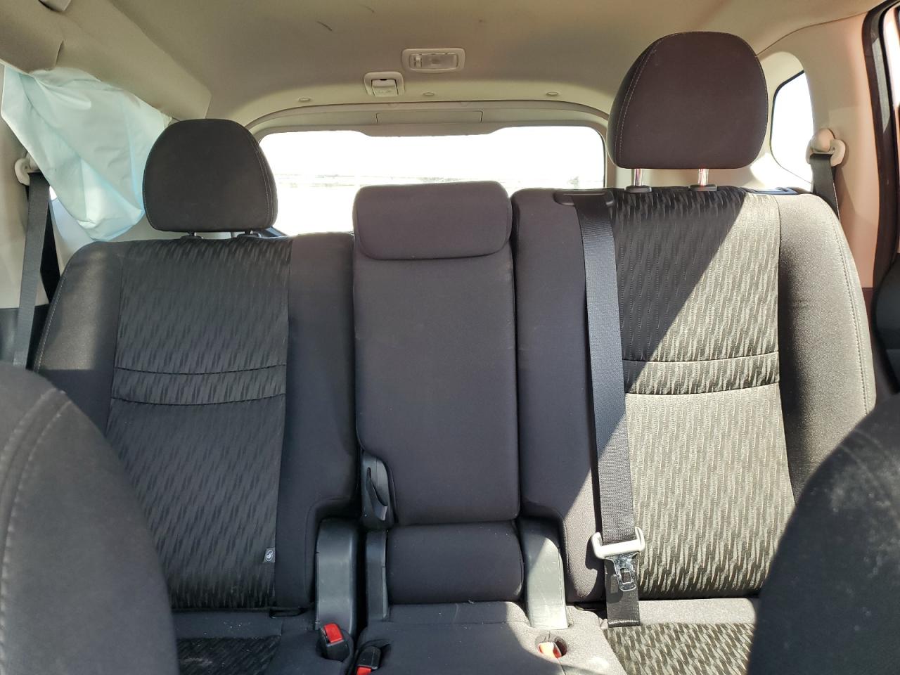 Nissan Rogue S Image 11