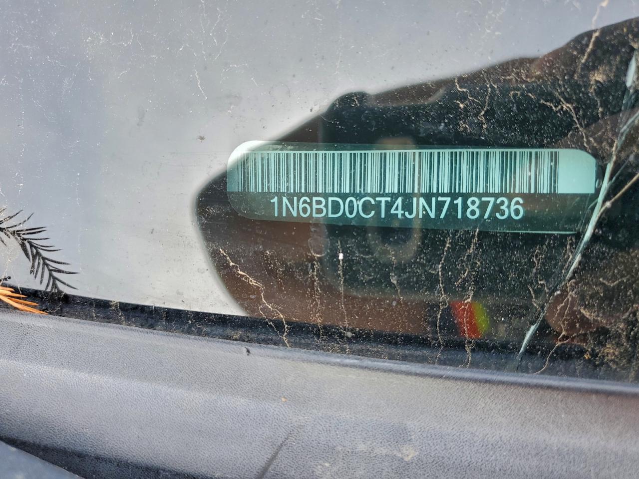 Nissan Frontier S Image 8