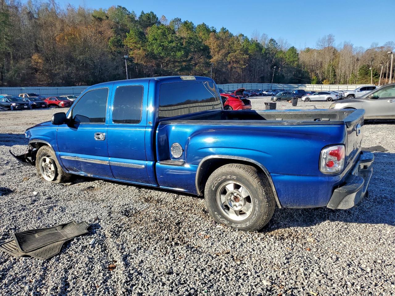 GMC Sierra C1500 Image 10