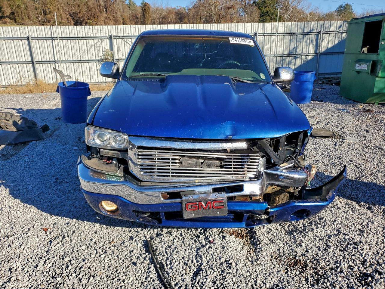 GMC Sierra C1500 Image 4