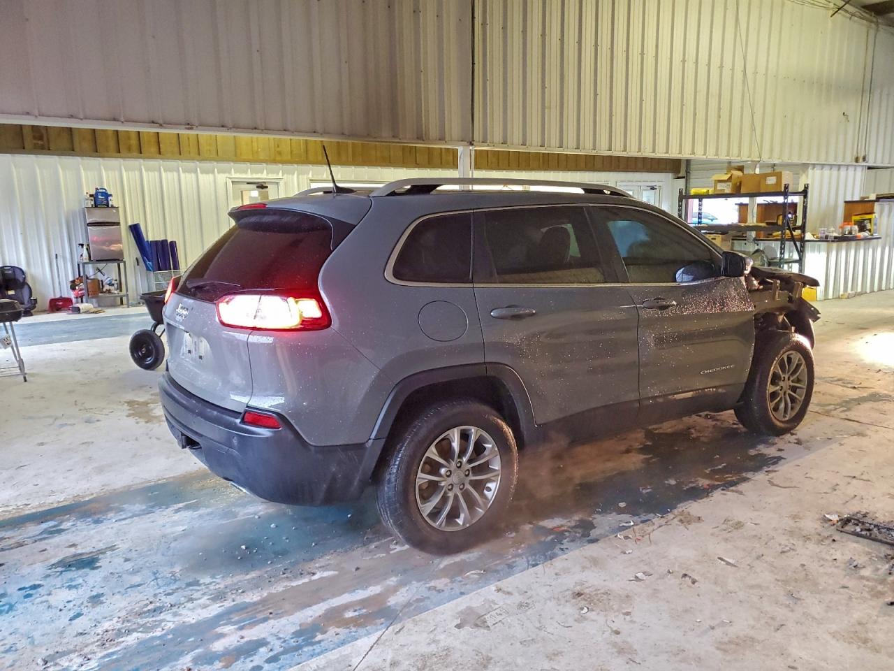 Jeep Grand Cherokee Latitude Plus Image 3