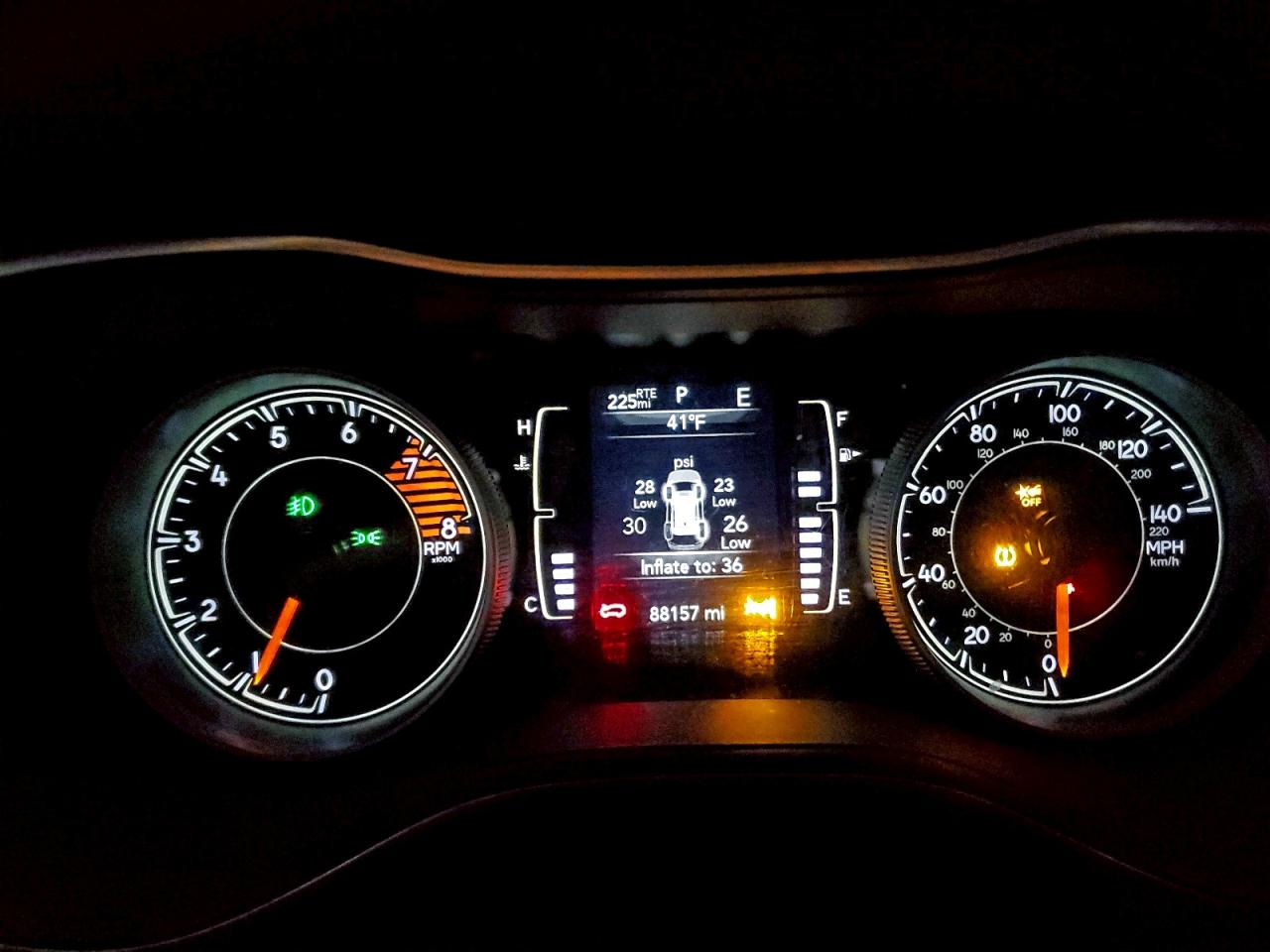 Jeep Grand Cherokee Latitude Plus Image 6