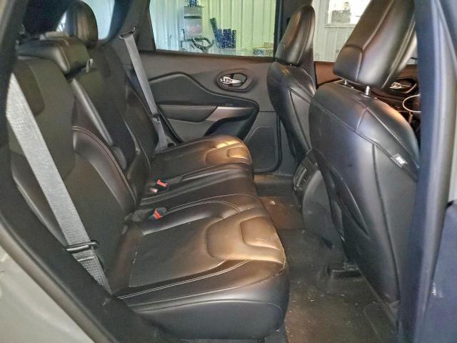 Jeep Grand Cherokee Latitude Plus Image 8