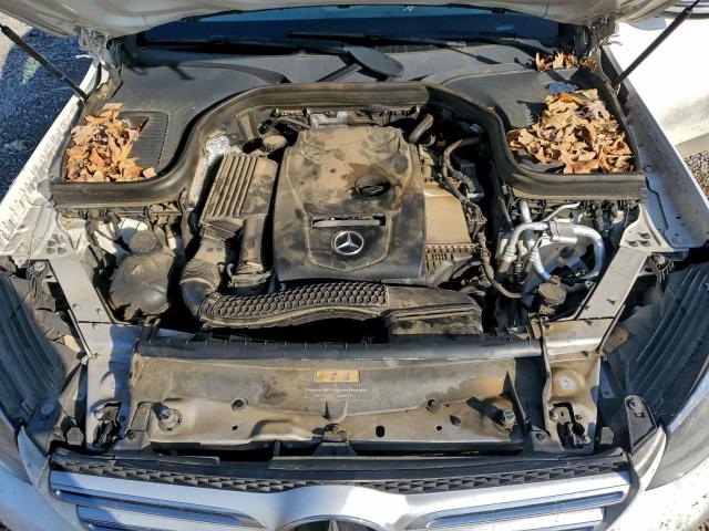 Mercedes-Benz GLC 300 Image 7