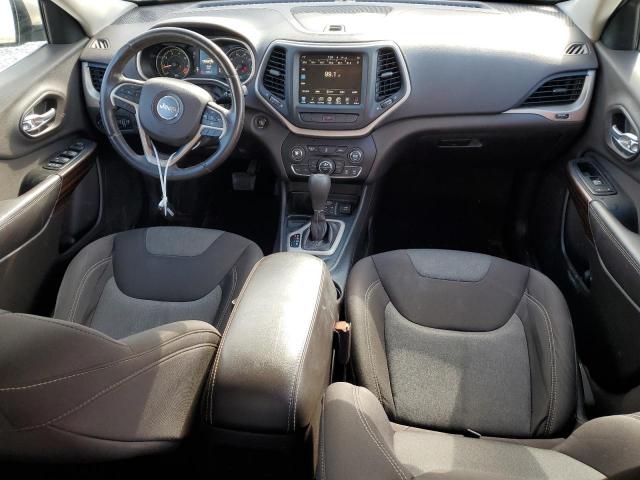 Jeep Grand Cherokee Latitude Image 2