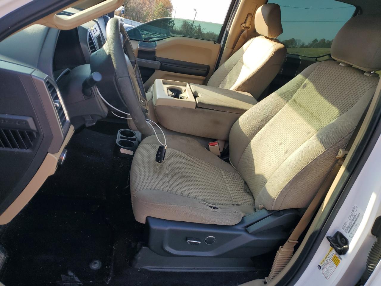 Ford F-150 Supercrew Image 9