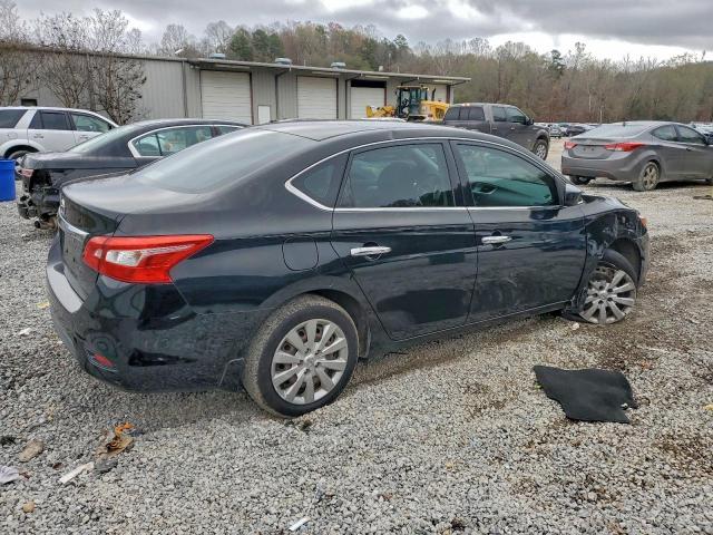 Nissan Sentra S Image 5