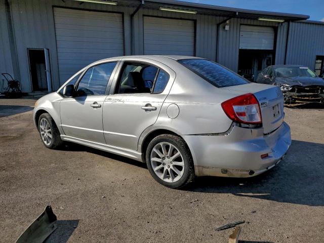 Suzuki SX4 Image 12