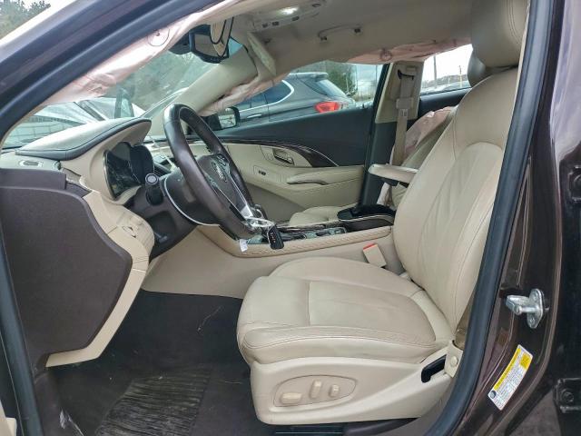 Buick LaCrosse Image 11