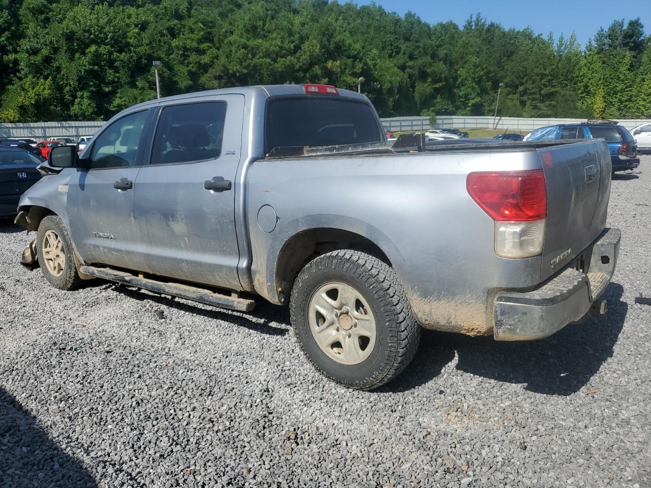 Toyota Tundra Crewmax Sr5 Image 2