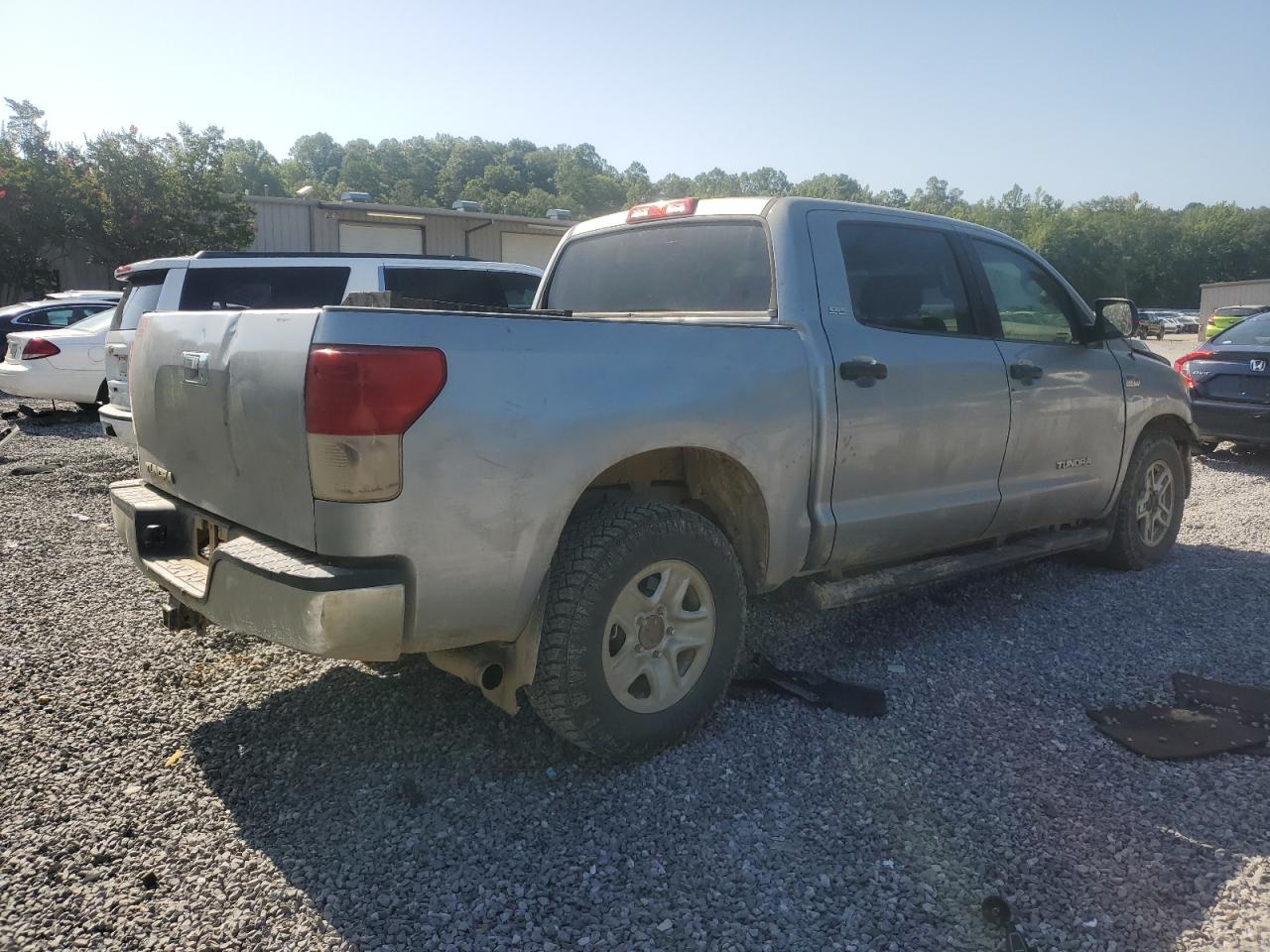 Toyota Tundra Crewmax Sr5 Image 3