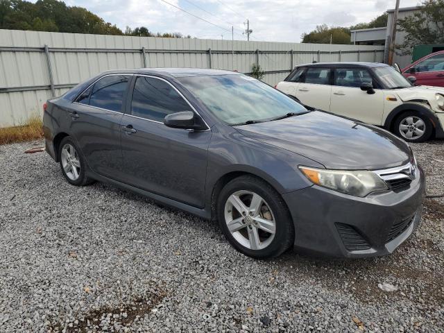 Toyota Camry L Image 3