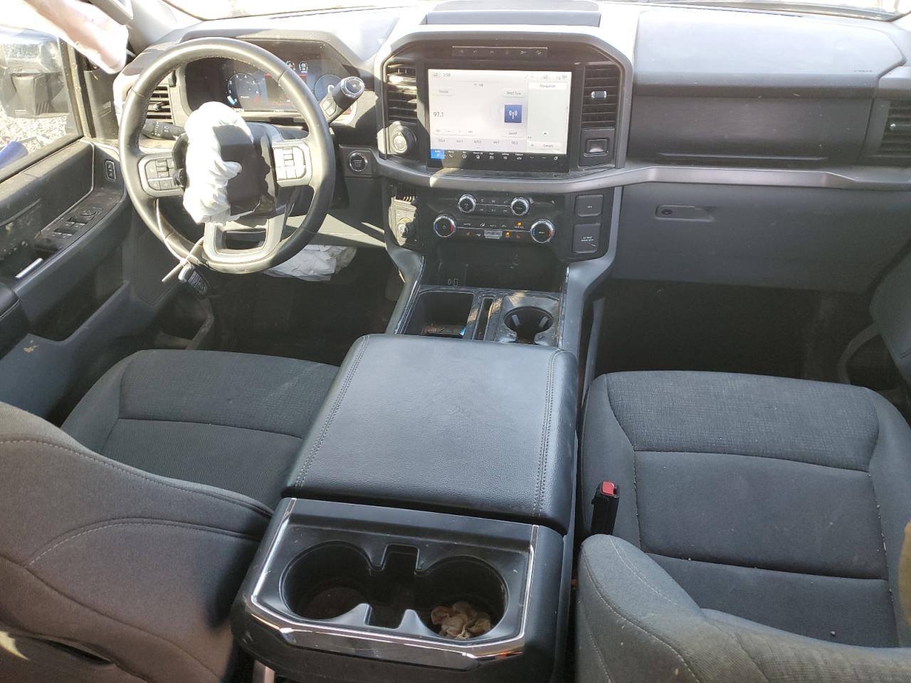 Ford F-150 Xlt Image 2