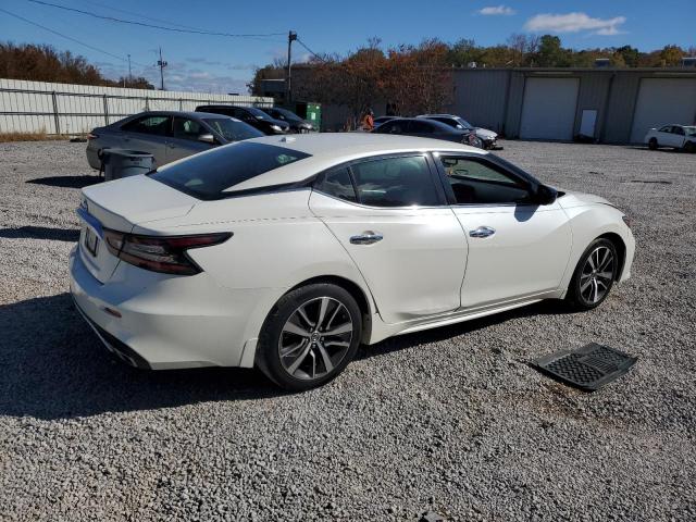 Nissan Maxima S Image 12