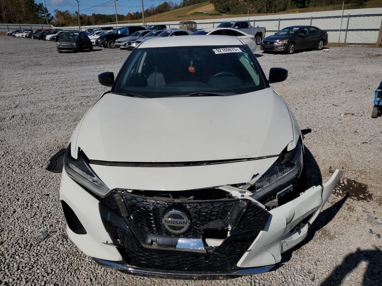 Nissan Maxima S Image 2