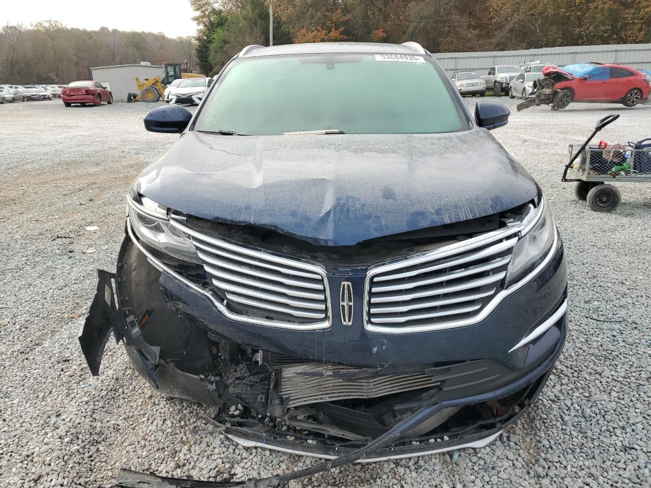 Lincoln MKC Premiere Image 12