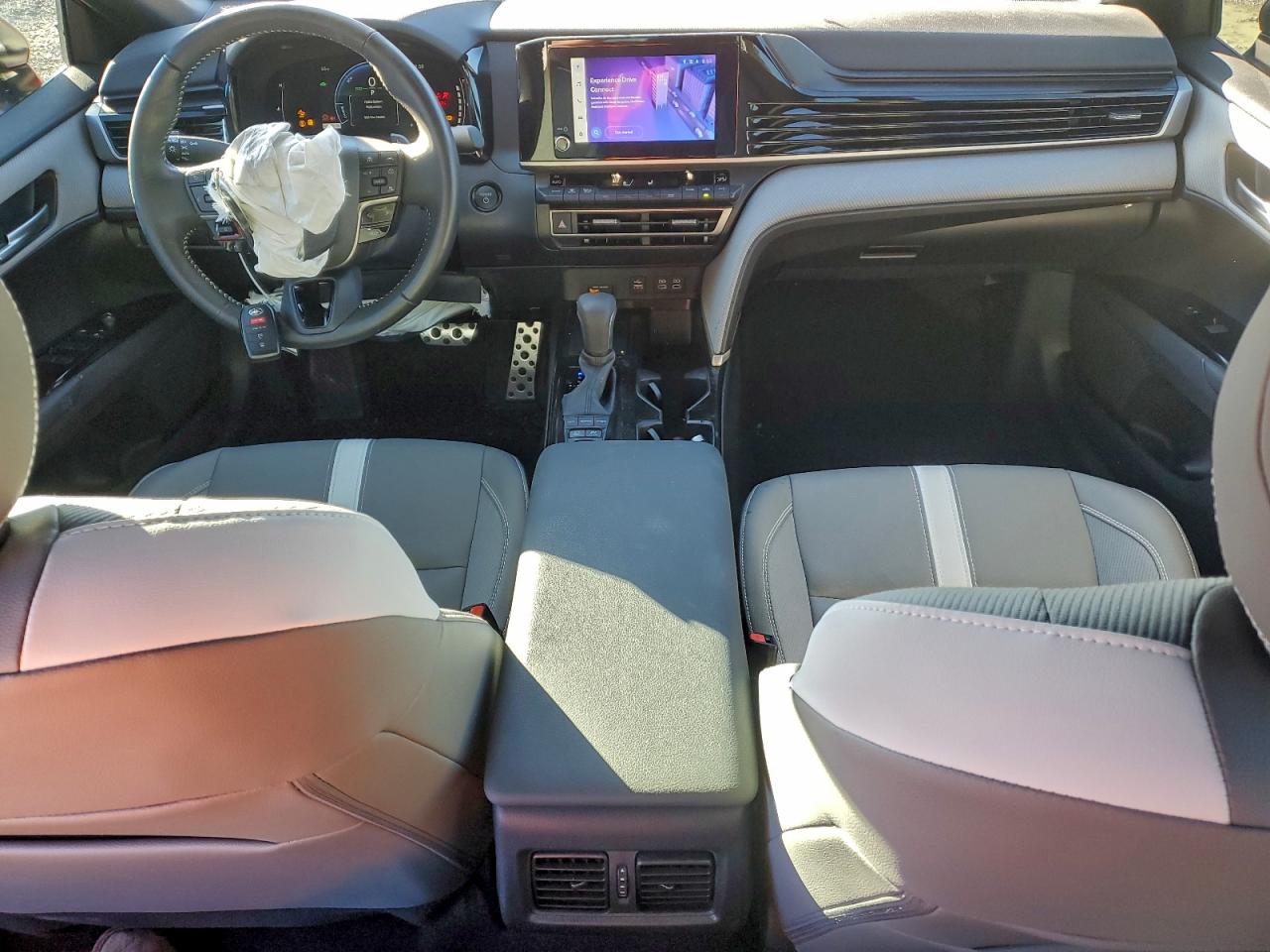 Toyota Camry Xse Image 6