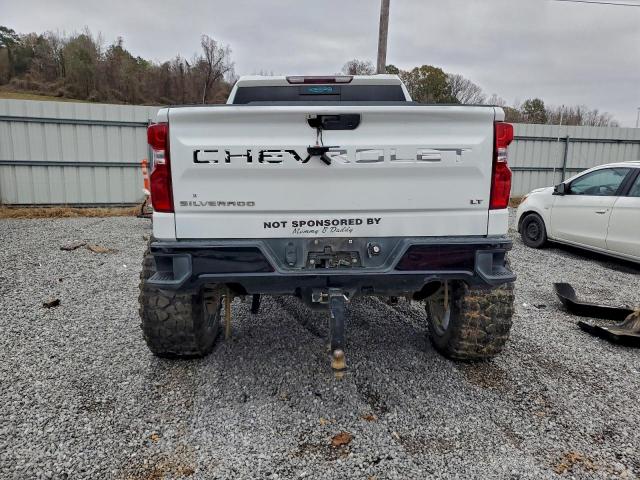 Chevrolet Silverado K1500 Lt Trail Boss Image 4