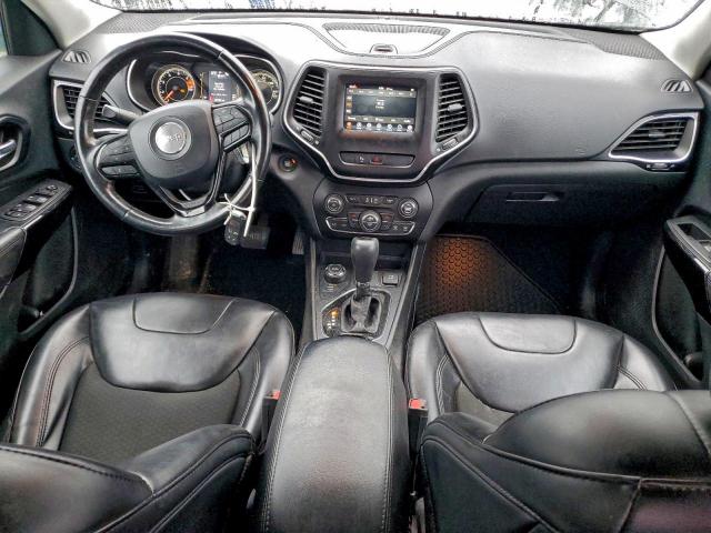 Jeep Grand Cherokee Latitude Plus Image 12