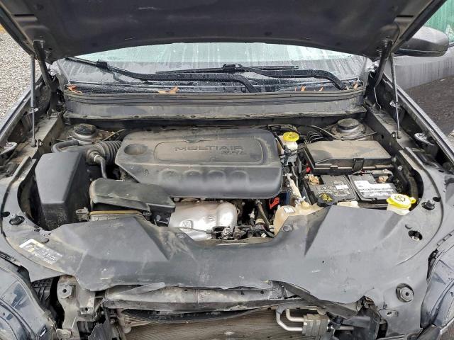 Jeep Grand Cherokee Latitude Plus Image 2