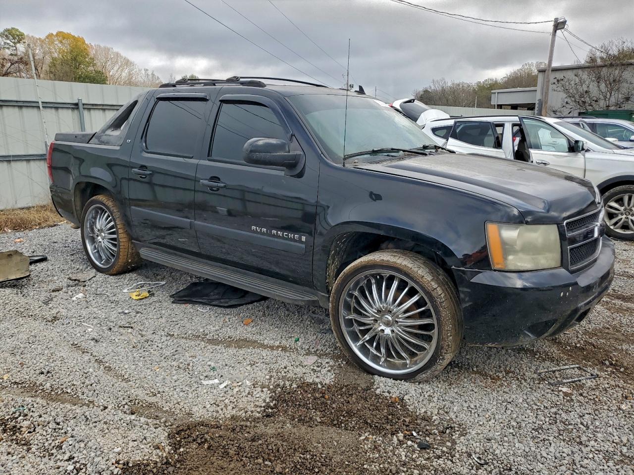Chevrolet Avalanche K1500 Image 3